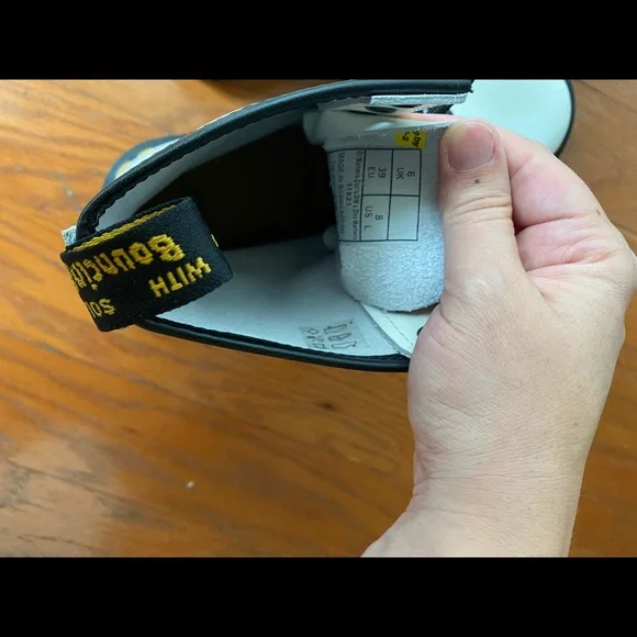 White Doc Martens NWOT - Picture 5 of 8